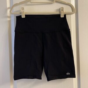 ALO Yoga Women's High Rise Black Bike Shorts